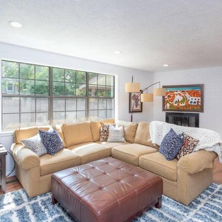 Experience Nirvana With Artwork Collections From Around The Globe Located In Lakewood Neighborhood In Se Boise Next To A Park, Minutes From Bown Crossing And The Boise River, 10 Minutes To Downtown, 4 Beds, Sleeps 8, Pets Welcome In Large Fenced In Y Экстерьер фото