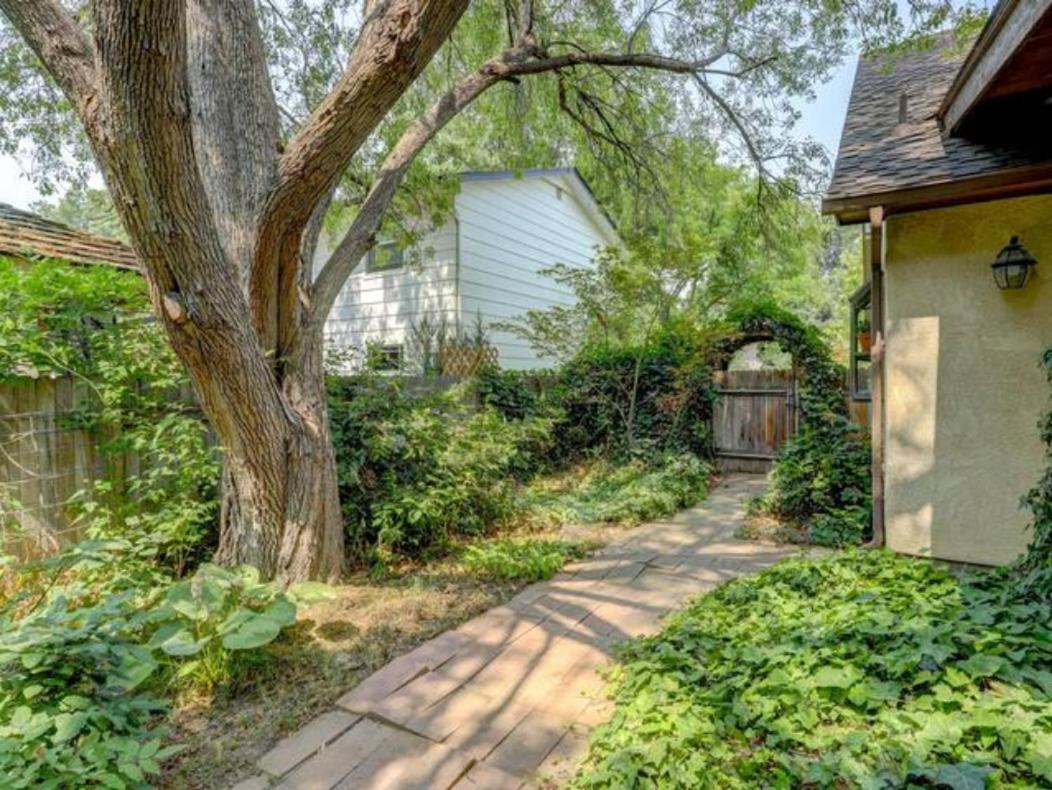 Experience Nirvana With Artwork Collections From Around The Globe Located In Lakewood Neighborhood In Se Boise Next To A Park, Minutes From Bown Crossing And The Boise River, 10 Minutes To Downtown, 4 Beds, Sleeps 8, Pets Welcome In Large Fenced In Y Экстерьер фото